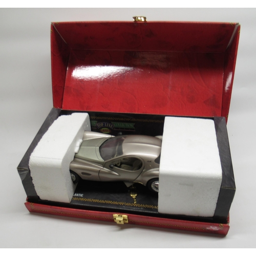 Guitoy Ref. No. 68570 1/18 scale model of a Chrysler Atlantic