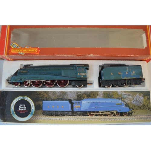 151 - Collection of OO gauge electric steam locomotives from Hornby, Mainline and Tri-Ang. Includes a Horn... 