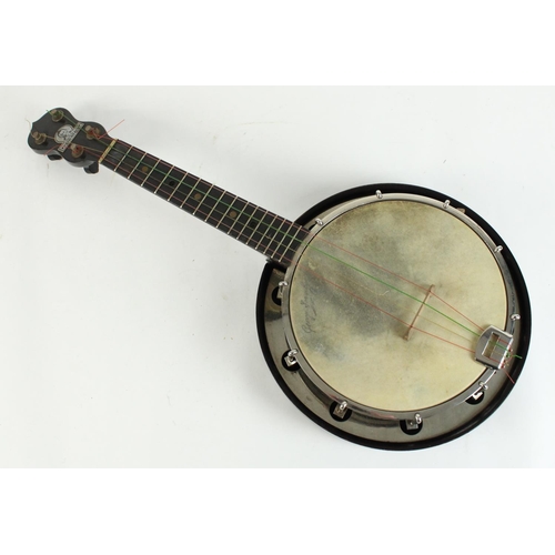 293 - George Formby ukelele banjo in case