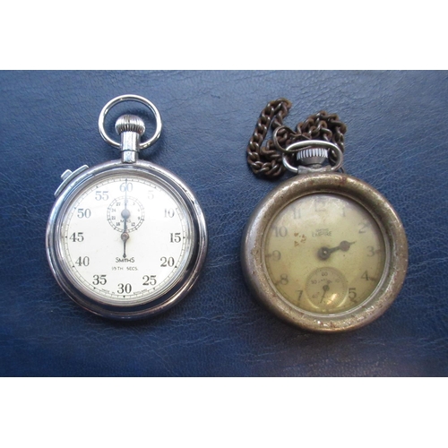 964 - Smiths '1/5th seconds' stop watch in steel case, with numbers 4GPOSSS/5840430 (in working order) and... 