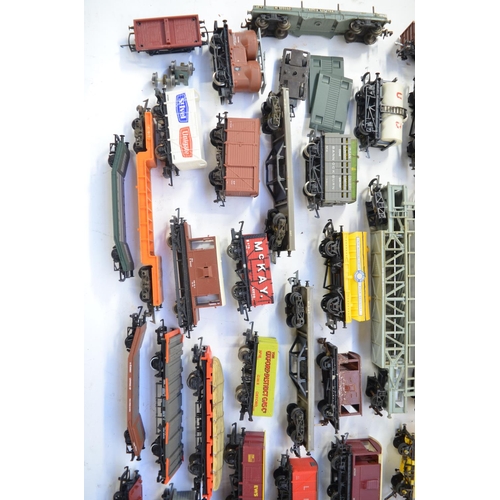 158 - Collection of previously used OO gauge rolling stock from Hornby, Hornby Dublo, Tri-Ang etc. Please ... 