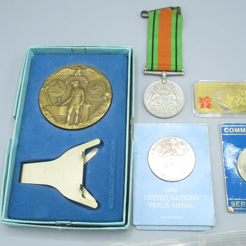 615 - Geo.V Defence medal, 1982 United Nations peace medal, 1967 commemorative coin of Denmark, pre decima... 