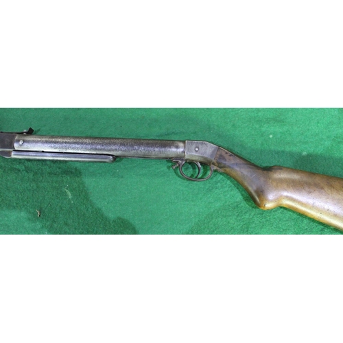 624 - Haenel .177 break barrel air rifle, 1.1lbs, no visible serial no. (crack on stock) barrel L19