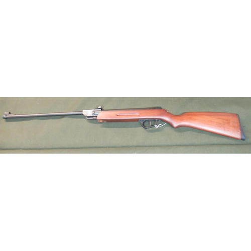 647 - El Gamo expo .177 break barrel air rifle SN:452358. Trigger and front sight are loose but otherwise ... 