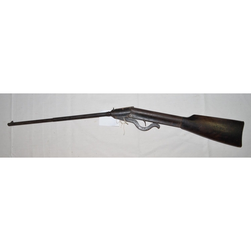 633 - Vintage German made GEM .177 break barrel air rifle in working order.