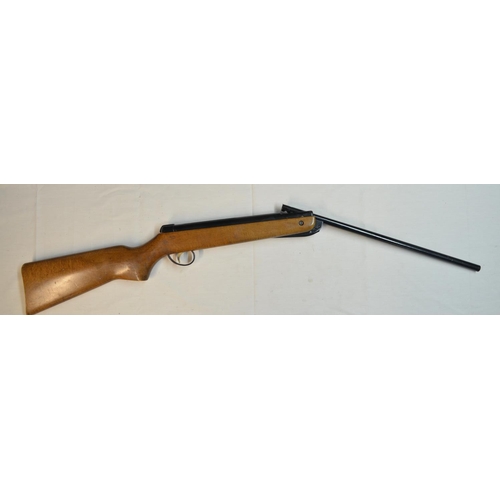 666 - BSA Meteor .22 break barrel air rifle, full working order, overall good used condition but no sights... 