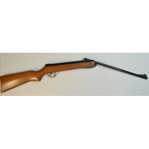 667 - BSA Meteor .22 break barrel air rifle in full working order. Gun has no rear sight but otherwise in ... 