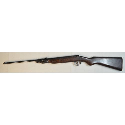 669 - Webley Junior .177 break barrel air rifle in good working order and overall fair-good condition. No ... 