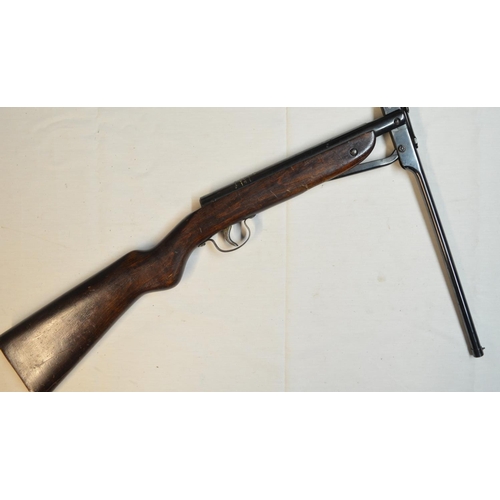 669 - Webley Junior .177 break barrel air rifle in good working order and overall fair-good condition. No ... 