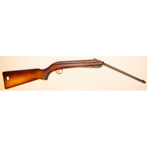 672 - Vintage BSA Cadet .177 break barrel air rifle in working order. Fair overall condition. SN BC15983.