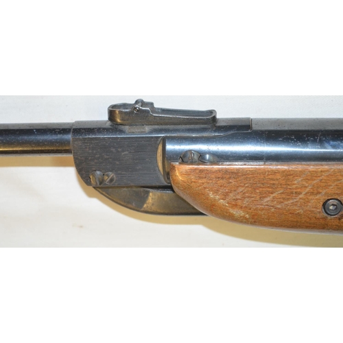 673 - Diana Model 25 .177 break barrel air rifle in good working order. Overall condition is good but miss... 