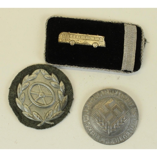 81 - German Third Reich Labour Service Young Womens metal badge, Wehrmacht driver proficiency badge and a... 