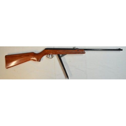 677 - BSA Merlin .22 under lever air rifle in good working order. Overall good used condition. SN L02881.