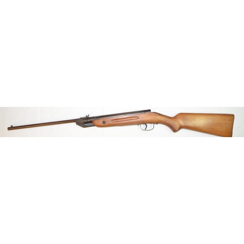 683 - Slavia 618 .177 break barrel air rifle in working order and in overall good used condition. SN 19366... 