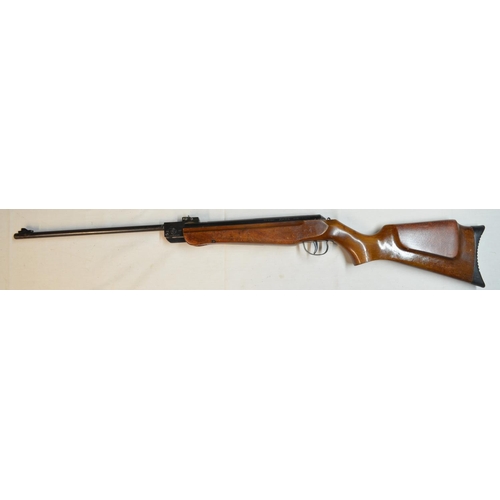 690 - Webley Hawk .22 break barrel air rifle. Barrel lock not working but the gun fires well and overall i... 