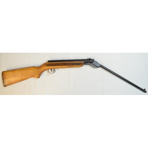 693 - Vintage .22 break barrel air rifle in working order. Stamped Made In Hungary, serial number 49505, m... 