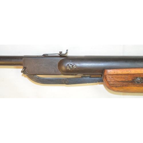 693 - Vintage .22 break barrel air rifle in working order. Stamped Made In Hungary, serial number 49505, m... 