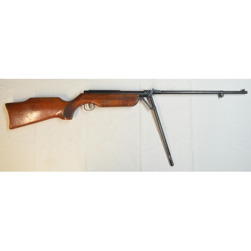 694 - Relum Tornado .22 under lever air rifle in good working order. Gun in overall good used condition. S... 