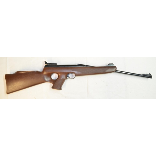 703 - BSA Buccaneer .22 break barrel air rifle in full working order. Gun in excellent little used conditi... 