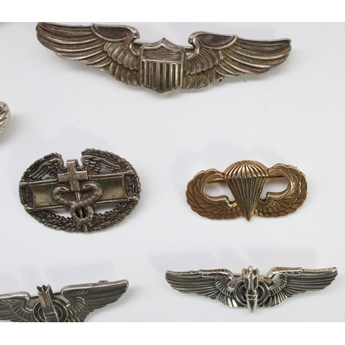 211 - Selection of WWII USAF and other US military sterling silver wings including Flight Surgeons Acorn d... 