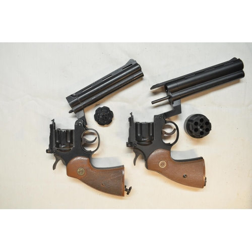 804 - Two Crossman CO2 powered revolver air pistols, both A/F: A rare late 1980s 3357 .50 spot marker/pain... 