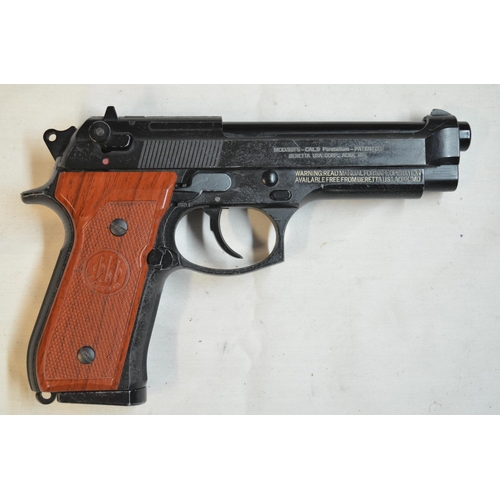 810 - Beretta Model 92FS Cal.9 BB Parabellum gas powered air pistol, not tested. Tough polymer body and mo... 