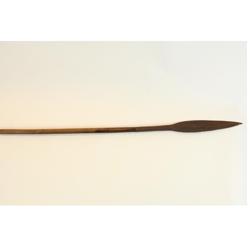 118 - African tribal Assegai spear with metal leaf shape head, total L163cm