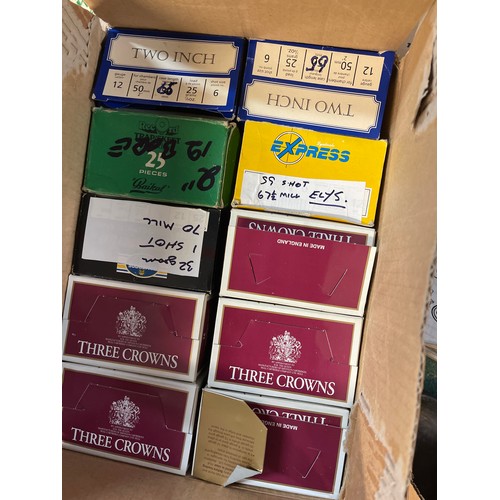 983 - Collection of mainly 12B and 16B cartridges of various makes including Express, Eley, etc (shotgun c... 