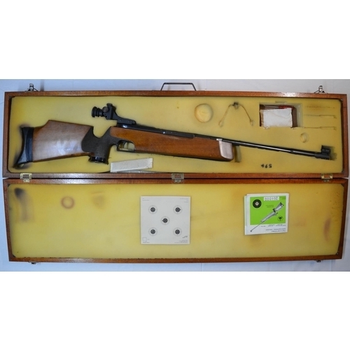 600 - Cased Feinwerkbau Model 300S .177 side lever action sporting air rifle in good working order with in... 