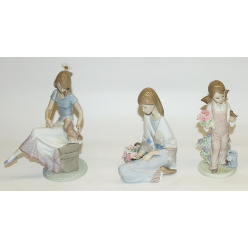 462 - Three Lladro porcelain figures, models numbers 5217, 7612 (A/F), 7607, H21cm max (3)