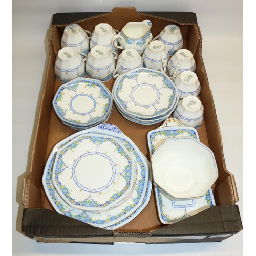 465 - Royal Doulton Avron pattern Art Deco teaware, comprising: four tea cups and six saucers, six coffee ... 