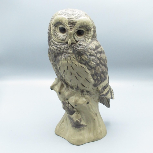 Poole pottery stoneware Barn Owl, approx. 32cm high