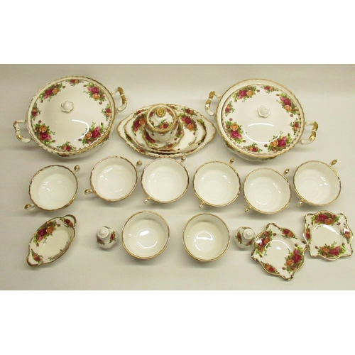 575 - Large collection of Royal Albert Country Roses pattern tableware incl. cups, saucers, tureens, gravy... 