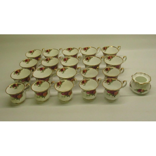 575 - Large collection of Royal Albert Country Roses pattern tableware incl. cups, saucers, tureens, gravy... 