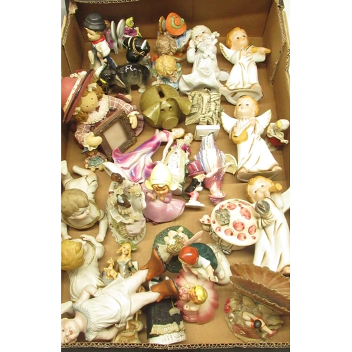 432 - Collection of mixed figures and figurines (2 boxes)