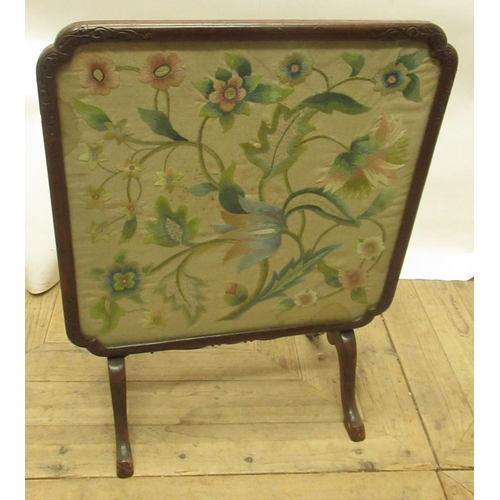 450 - C20th mahogany framed fire screen table with inset silk work floral panel, on 4 splay legs