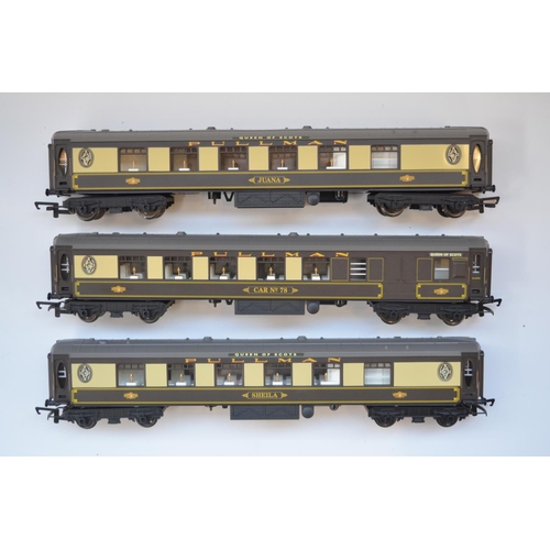 1295 - Boxed Hornby Queen Of Scots OO gauge electric train set (R1024) with Golden Plover loco and tender a... 