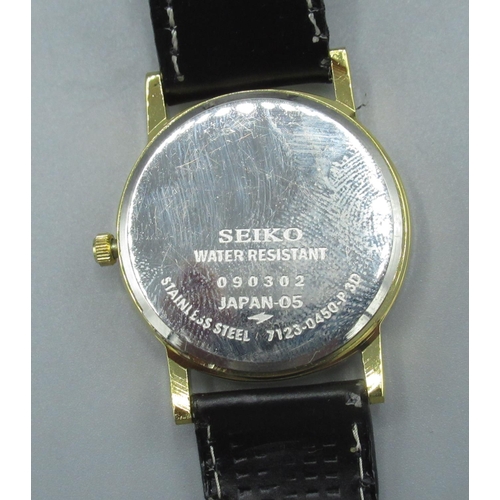 101 - Seiko quartz wristwatch with day date, signed dial, snap on stainless steel case back, movement refe... 