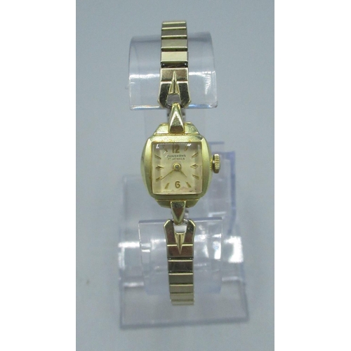 89 - Swiss early C20th ladies 9ct gold cased wristwatch with enamelled dial(a/f) snap on bezel with hinge... 