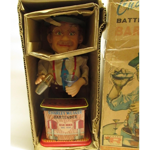 1430 - 1960s Charley Weaver battery powered Bartender in original box, similar Chef Funny figure, small woo... 