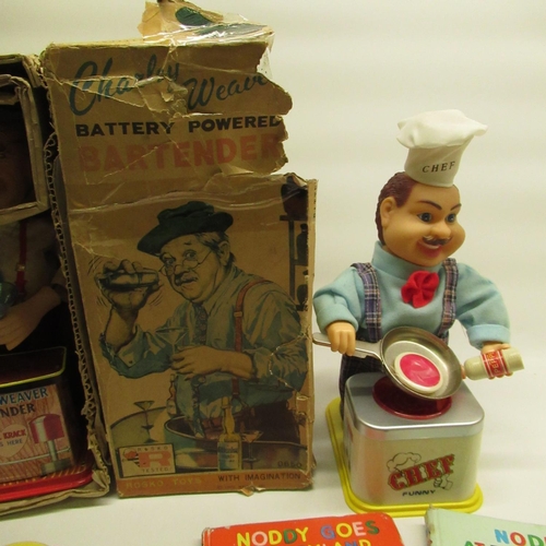 1430 - 1960s Charley Weaver battery powered Bartender in original box, similar Chef Funny figure, small woo... 