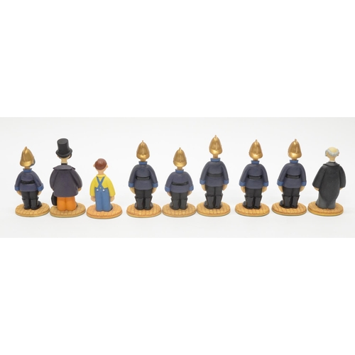 702 - 9 boxed Robert Harrop Camberwick Green figures:
CG06 Dr Mopp
CG10 Pugh 
CG11 Pugh
CG12 Barney McGrew... 