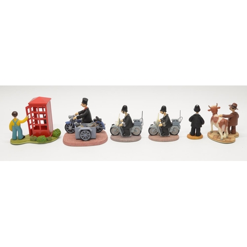 707 - 6 boxed Robert Harrop Camberwick Green models:
CG32 PC McGarry on motorbike
CG32 PC McGarry on motor... 