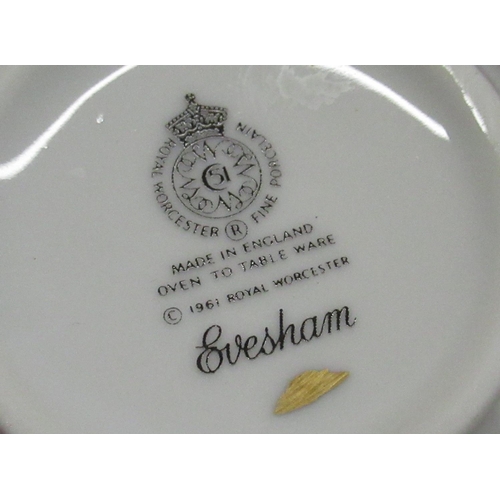 38 - Royal Worcester Evesham part tea service and other tableware (15)