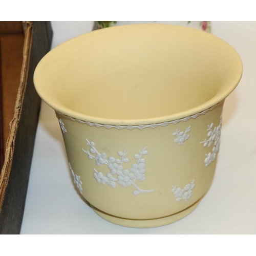 647 - Wedgwood primrose yellow jasperware jardiniere with prunus sprig decoration, H11cm, Royal Albert Old... 