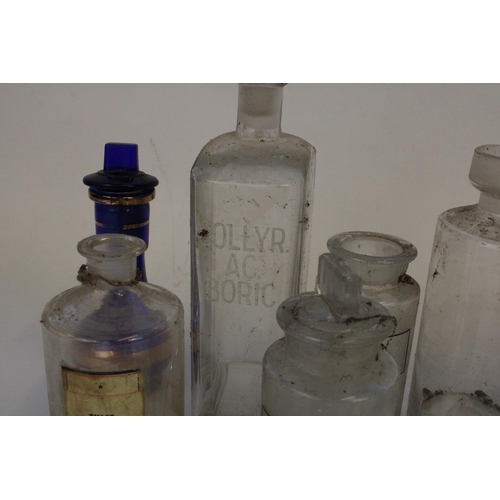 1300 - Collection of C20th collection of labelled glass apothecary/chemists bottles (qty)