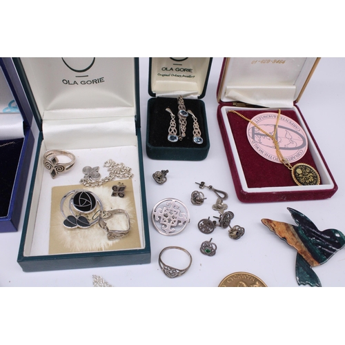 636 - Hallmarked Sterling silver Celtic style jewellery, including Ola Gorie brooches, rings, drop earring... 