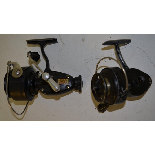 859A - 2 vintage wood centrepin fishing reels, no makers marks and 2 sidearm reels, a 'Sportex 55' and a 'F... 