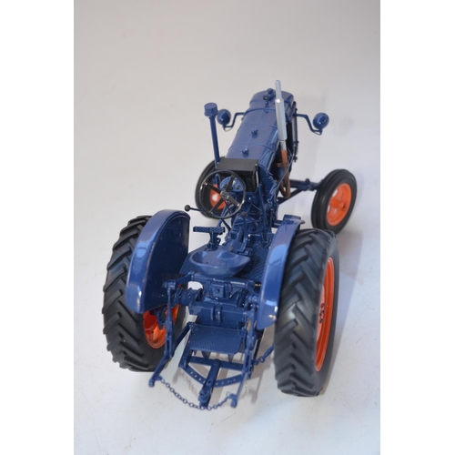 263 - Boxed 1/16 scale diecast Fordson Major E27N tractor model by Universal Models (2638A).