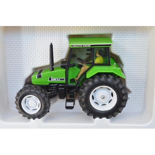 MINICHAMPS Deutz F2L 514 Traktor mit Frontlader 1957 in OVP